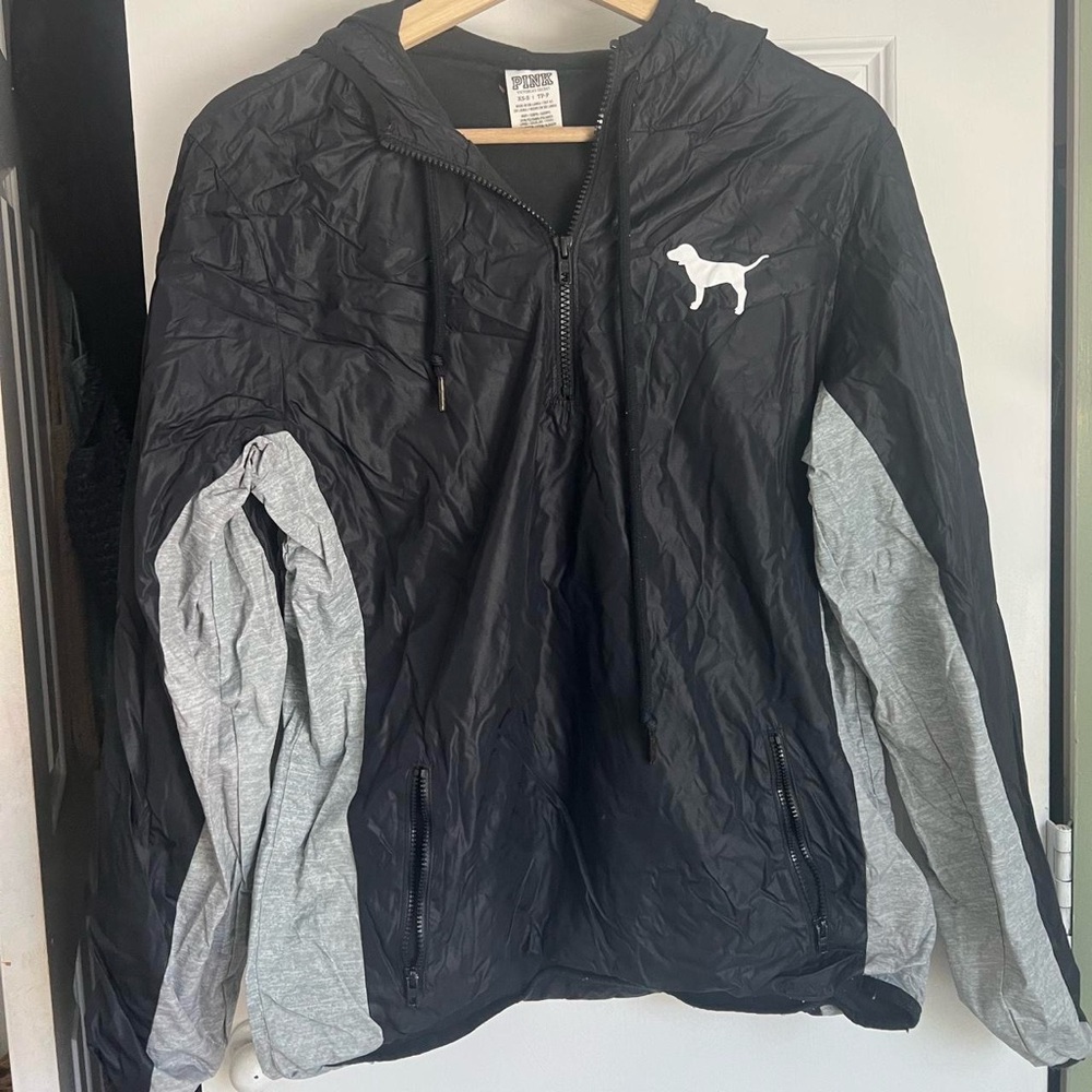 VS PINK windbreaker